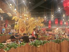 -老滇山寨•云南特色菜•地方菜•民族风情歌舞表演(金碧店)