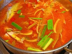 -野山舂·贵州现舂酸汤牛肉(民生路店)