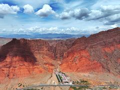 -天山神秘大峡谷