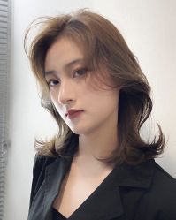 -水灵珑美容造型中心