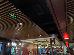 -九尺赵老四鲜鹅肠火锅