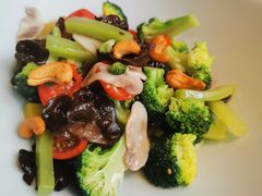 坚果时蔬-野蔓果·山野菜(西湖景区·龙井茶田店)