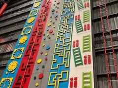 -极限PLAY运动娱乐新世界·团建派对潮玩休闲馆·室内蹦极高空游乐园