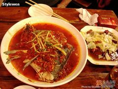 剁椒鱼头-嘉丰湘菜馆(芳群园店)