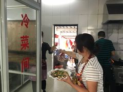 -横山鱼头馆(张横路店)