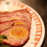 比一般的炼乳好吃多了，爆珠里面是豆沙，也很特别