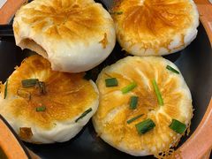 -瞪眼牛煎包·大锅牛肉汤(懿德城店)