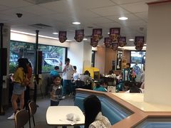 -麦当劳(中唱大厦店)