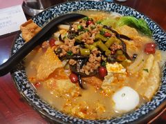 七爷螺蛳粉-螺世纪螺蛳粉·桂味小排档(裕德店)