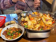 -富正毅三下锅·湘西韵味(天门山索道店)