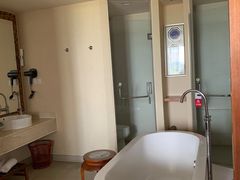 -三亚亚龙湾雅高美爵酒店