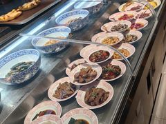 -魏铭鱼头捞饭(晋阳路店)