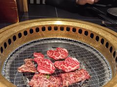 -山川小町·极番烧肉(新地假日广场店)