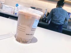 -瑞幸咖啡(三里屯SOHO-6号楼店)