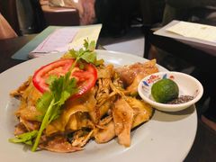 -大头虾越式风味餐厅(光明广场店)