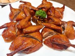 脆皮烧顶鸽-御宝轩(益丰·外滩源店)