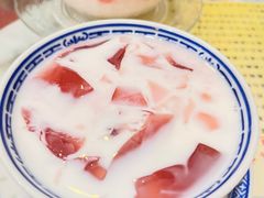 -广信牛奶甜品世家(台东店)