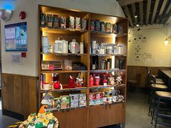 -星巴克(西藏路店)