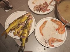 -黑金·寻焰自助百汇(中街店)