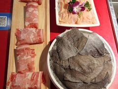 -二荆条·蜀鲜汇城市森林火锅