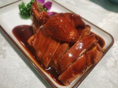本帮酱鸭腿-三玛璐酒楼(汉口路店)