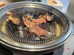 -啊美丽炭火烤肉(滑翔一店)