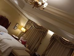 -广州富力丽思卡尔顿酒店