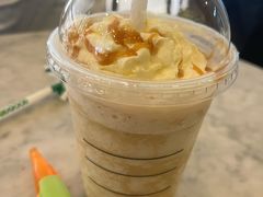 -星巴克(杭州西湖银泰1F店)