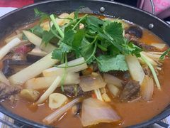 -乡土特色.冷锅鱼.牦牛肉汤锅