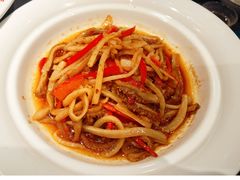 酸萝卜炒卤牛肚-坛宗剁椒鱼头(河西王府井店)