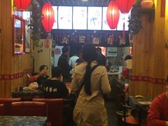-愉肴麻辣香锅(中山路店)