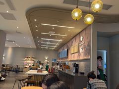 -星巴克臻选(周浦万达店)