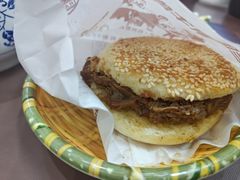 -穆得·老周家牛肉烧饼(普利街店)
