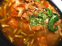 -八月美食小馆(银泰城总店)