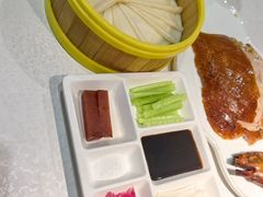 -车之谷·汽车文化主题餐厅(汽开店)