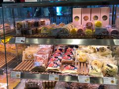 -巴黎贝甜(大宁国际商业广场店)