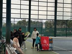 -成都高新创新角度网球俱乐部