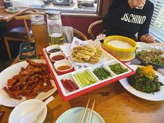 -肘子酥·天津菜·特色捞面(德云社店)