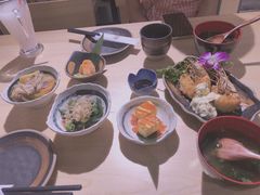 -本格丼·炭火烤肉饭(大悦路成都大悦城店)
