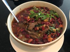 水煮牛肉-铭轩中餐厅·海南菜·粤菜(亚龙湾瑞吉店)