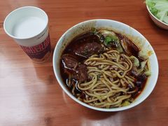 极品牛肉面-蒋六十八梯眼镜面(狮子坪店)