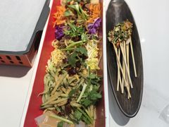 -嗨辣小聚·盘锦河蟹·海鲜烧烤龙虾(盘锦十年好店)