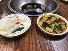 -撮一顿纳西铜火锅