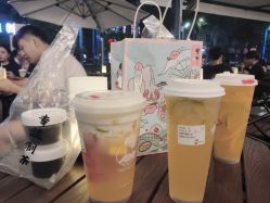-桃桃屿·潮牌酷银(世纪荟店)