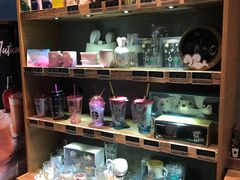 零售区-星巴克(上海虹桥南丰城办公楼店)