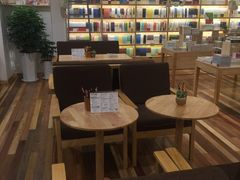 -猫的天空之城概念书店(印象城购物中心店)