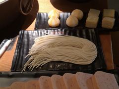 -呷哺呷哺(凯旋广场店)