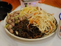 -70後铁锅炖(坡博总店)