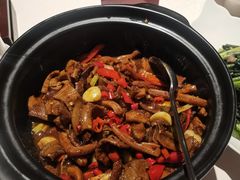 临川牛杂-千百味红餐厅·江西菜(绿地双子塔店)