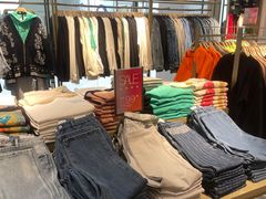 -URBAN REVIVO(北京斯普瑞斯奥特莱斯店)